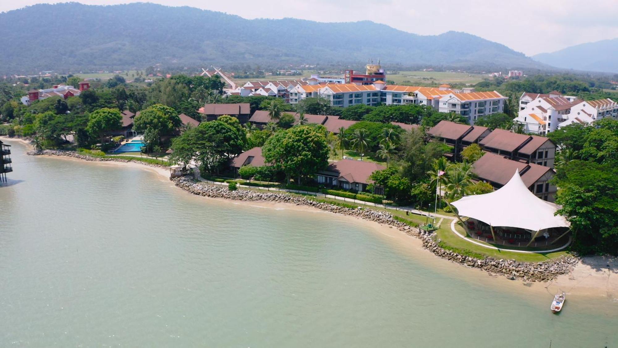 Ombak Villa Langkawi Pantai Cenang  Eksteriør bilde